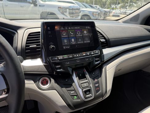 Used 2019 Honda Odyssey EX-L image 19
