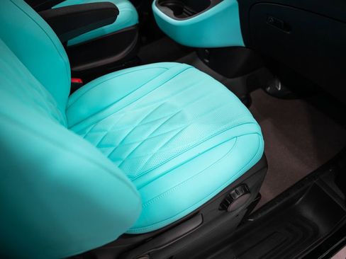 Used 2023 Mercedes-Benz Metris Passenger image 48