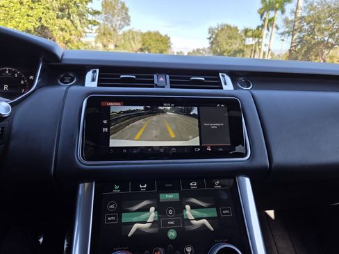 Certified 2022 Land Rover Range Rover Sport HSE Dynamic image 13