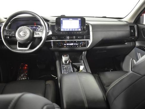 Certified 2023 Nissan Pathfinder SL w/ Lighting Package (N92) AWD/4WD image 30