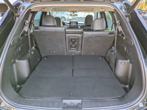 Used 2023 Mitsubishi Outlander SE image 14