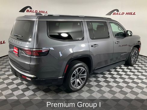 Used 2023 Jeep Wagoneer 4WD w/ Premium Group I image 8
