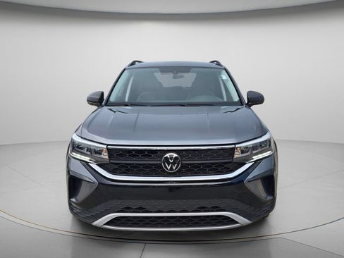 Certified 2023 Volkswagen Taos S FWD image 9