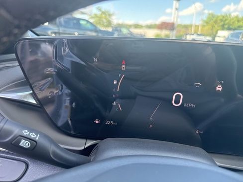 New 2025 Buick Envista Avenir image 17