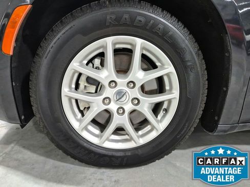 Used 2022 Chrysler Voyager LX FWD image 28