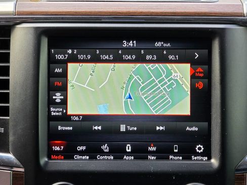 Used 2018 RAM 3500 Laramie image 23