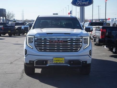 Used 2022 GMC Sierra 1500 Denali image 3