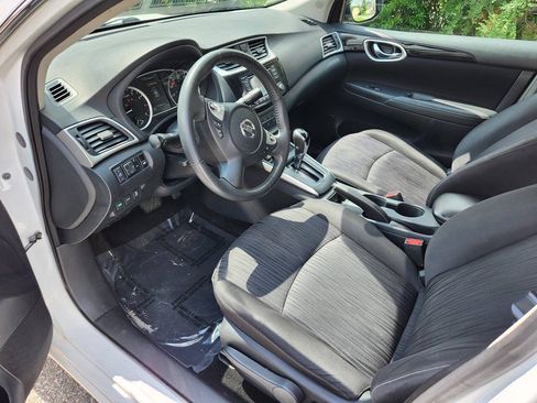 Used 2017 Nissan Sentra SV FWD image 10