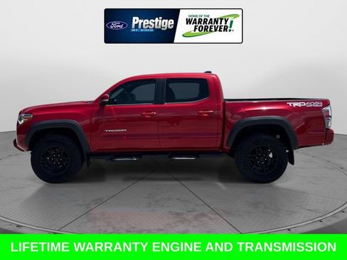 Used 2021 Toyota Tacoma TRD Off-Road w/ Technology Package AWD/4WD image 7