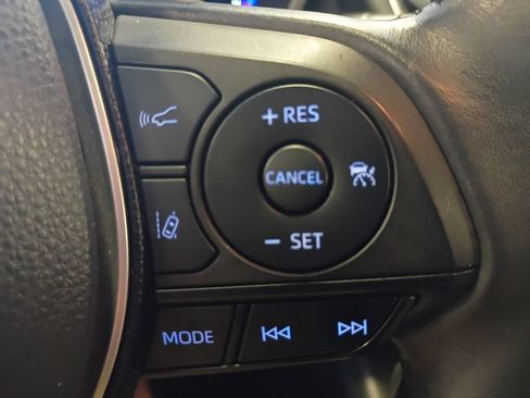 Used 2019 Toyota Corolla XSE FWD image 16