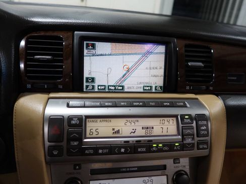 Used 2006 Lexus SC 430 Convertible w/ Preferred Accessory Pkg RWD image 21