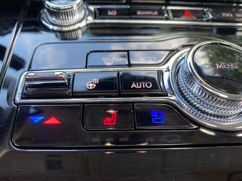 Used 2022 Lincoln Corsair AWD w/ Premium Package image 22