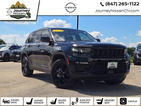 Used 2023 Jeep Grand Cherokee Limited w/ Black Appearance Package AWD/4WD image 1