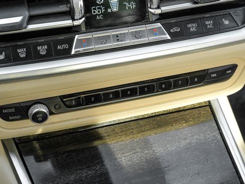 Used 2020 BMW 330i Sedan w/ Convenience Package image 35