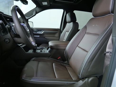 New 2026 GMC Sierra 1500 Denali AWD/4WD image 12