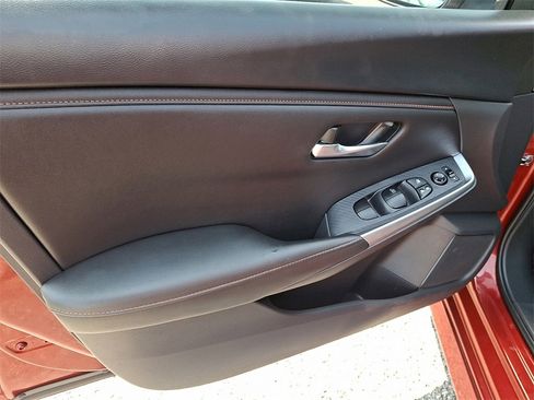 Used 2023 Nissan Sentra SR image 12