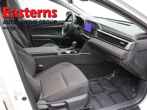 Used 2025 Toyota Camry LE FWD image 23