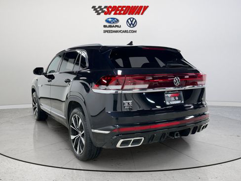 Used 2025 Volkswagen Atlas Cross Sport SEL Premium R-Line image 5