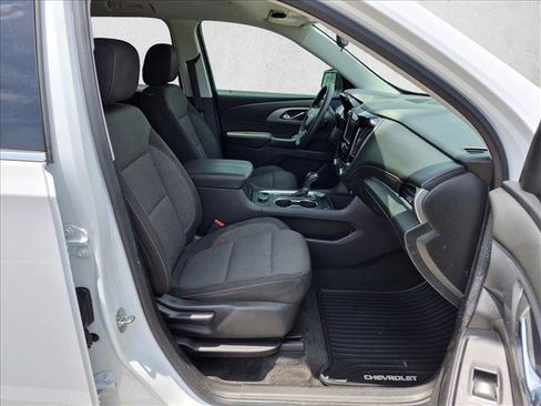 Used 2019 Chevrolet Traverse LS FWD image 21