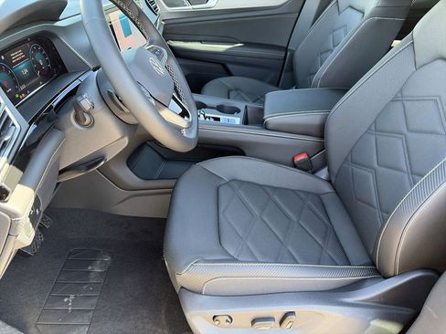 New 2026 Volkswagen Atlas Cross Sport SE image 15