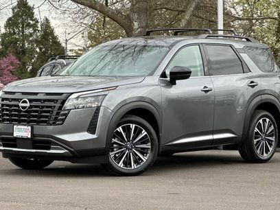 New 2026 Nissan Pathfinder Platinum