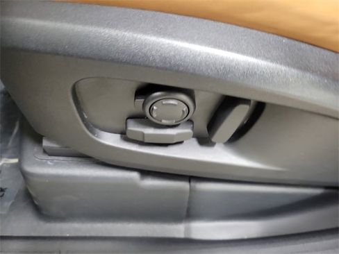 Certified 2024 Land Rover Defender 110 S image 20