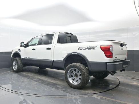 Used 2019 Nissan Titan PRO-4X image 4