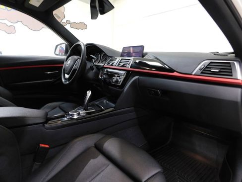 Used 2019 BMW 330i xDrive Wagon AWD/4WD image 91
