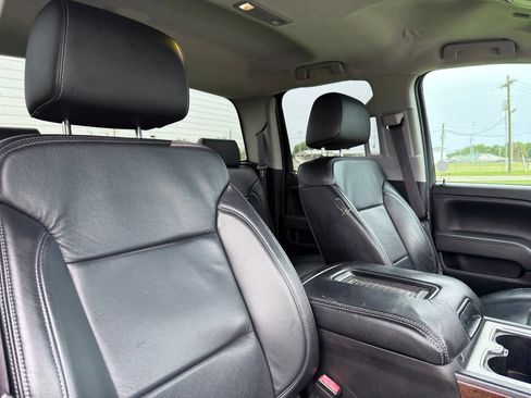 Used 2016 GMC Sierra 2500 SLT w/ Suspension Package, Off-Road AWD/4WD image 30