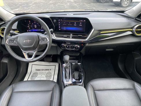 Used 2024 Chevrolet Trax ACTIV w/ Sunroof Package image 20