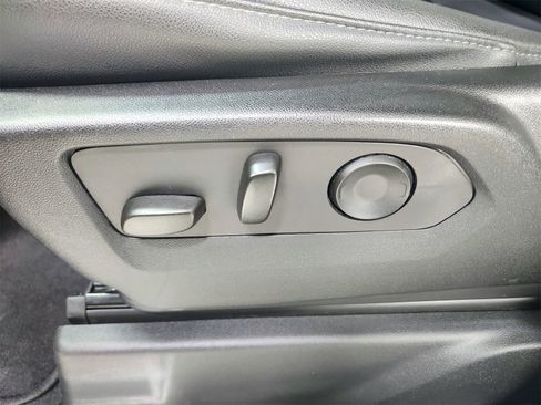 Used 2022 GMC Sierra 1500 SLT w/ SLT Premium Plus Package image 20