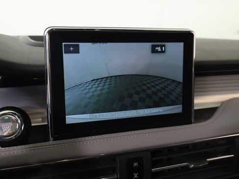 Used 2022 Lincoln Corsair FWD w/ Premium Package image 6