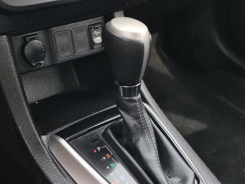 Used 2015 Toyota Corolla S image 23