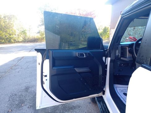 Used 2022 Ford Bronco Outer Banks image 10