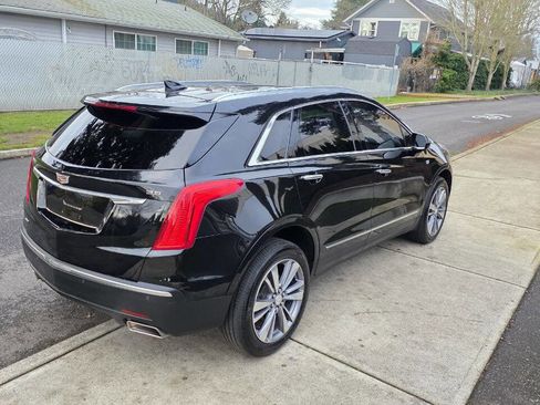 Used 2017 Cadillac XT5 Luxury w/ Driver Awareness Package image 5