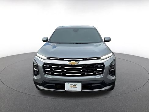 Used 2025 Chevrolet Equinox LT image 4