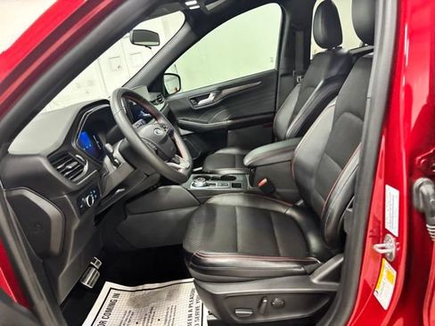 Used 2024 Ford Escape ST-Line w/ Tech Pack #1 FWD image 16