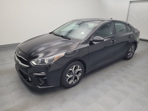 Used 2021 Kia Forte LXS FWD image 2