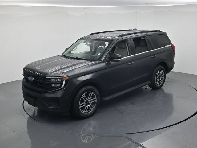 Certified 2025 Ford Expedition Active AWD/4WD image 47