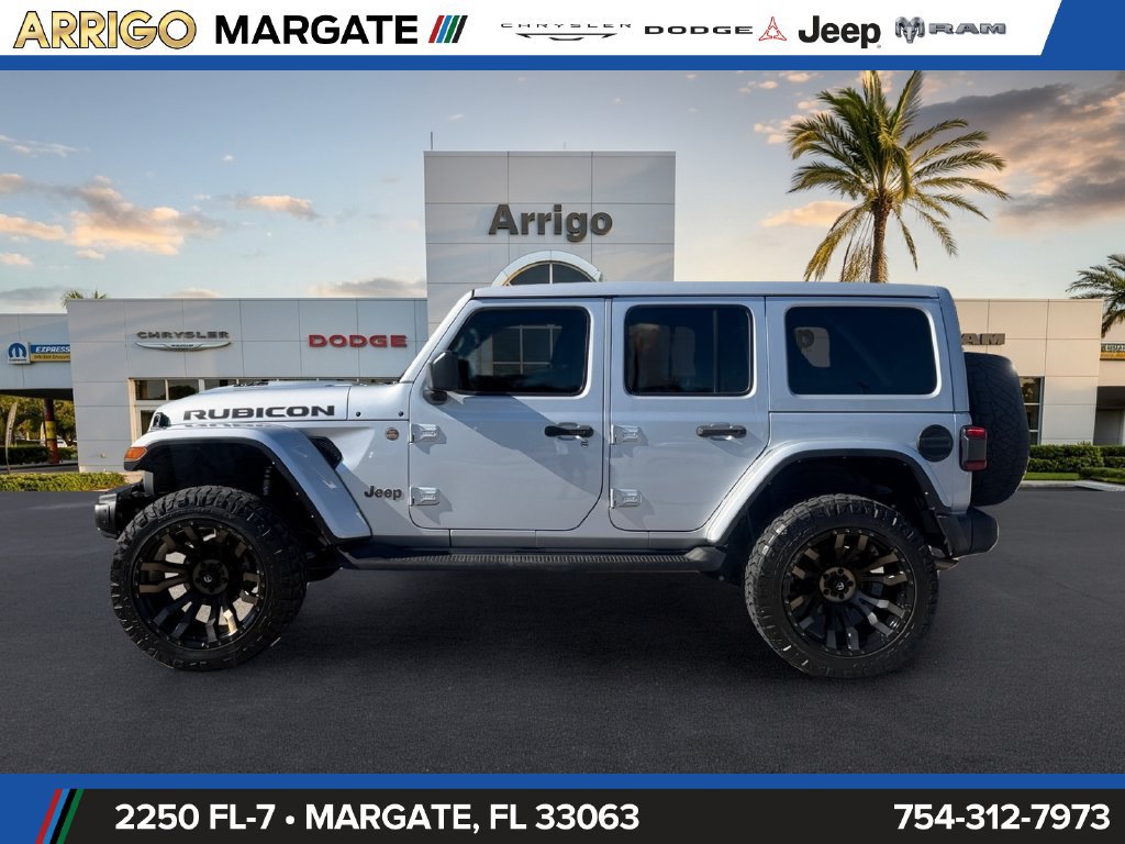 Used 2022 Jeep Wrangler Unlimited Rubicon AWD/4WD image 4