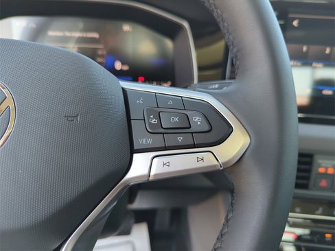 New 2026 Volkswagen Jetta SE image 42