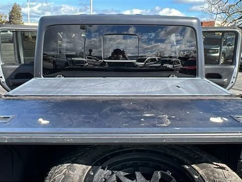 Used 2020 Jeep Gladiator Sport w/ Quick Order Package 24S image 17