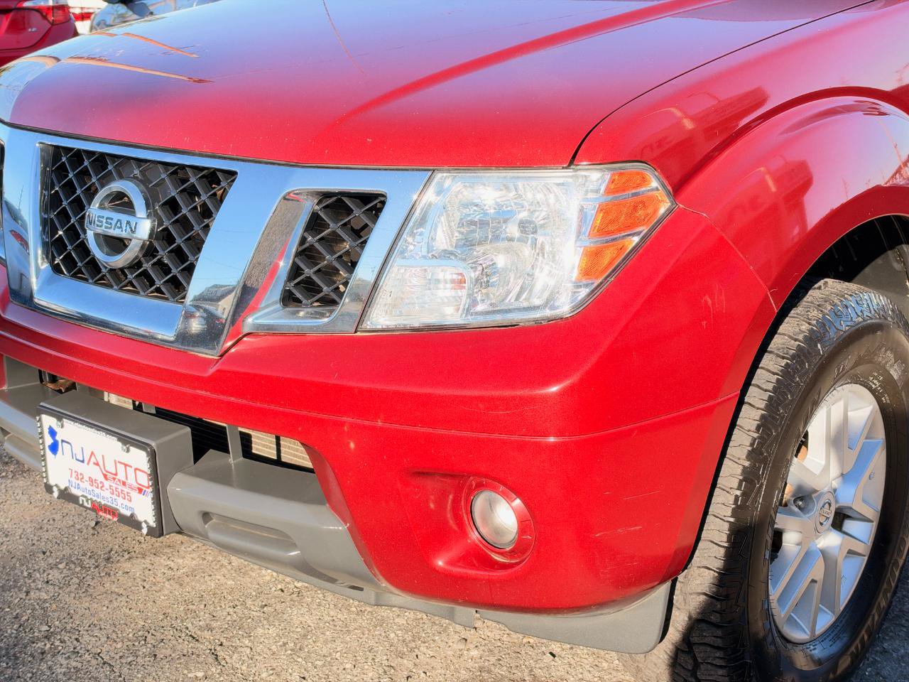 Used 2019 Nissan Frontier SV AWD/4WD image 9