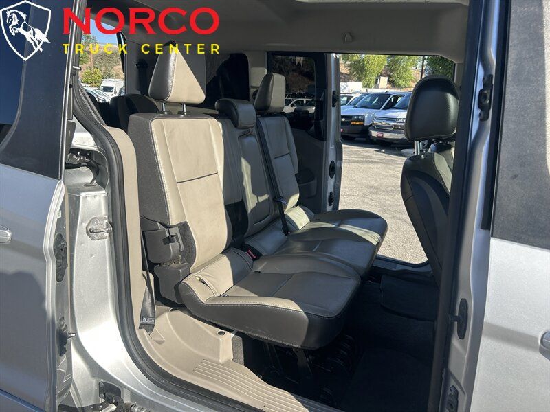 Used 2015 Ford Transit Connect Titanium FWD image 10