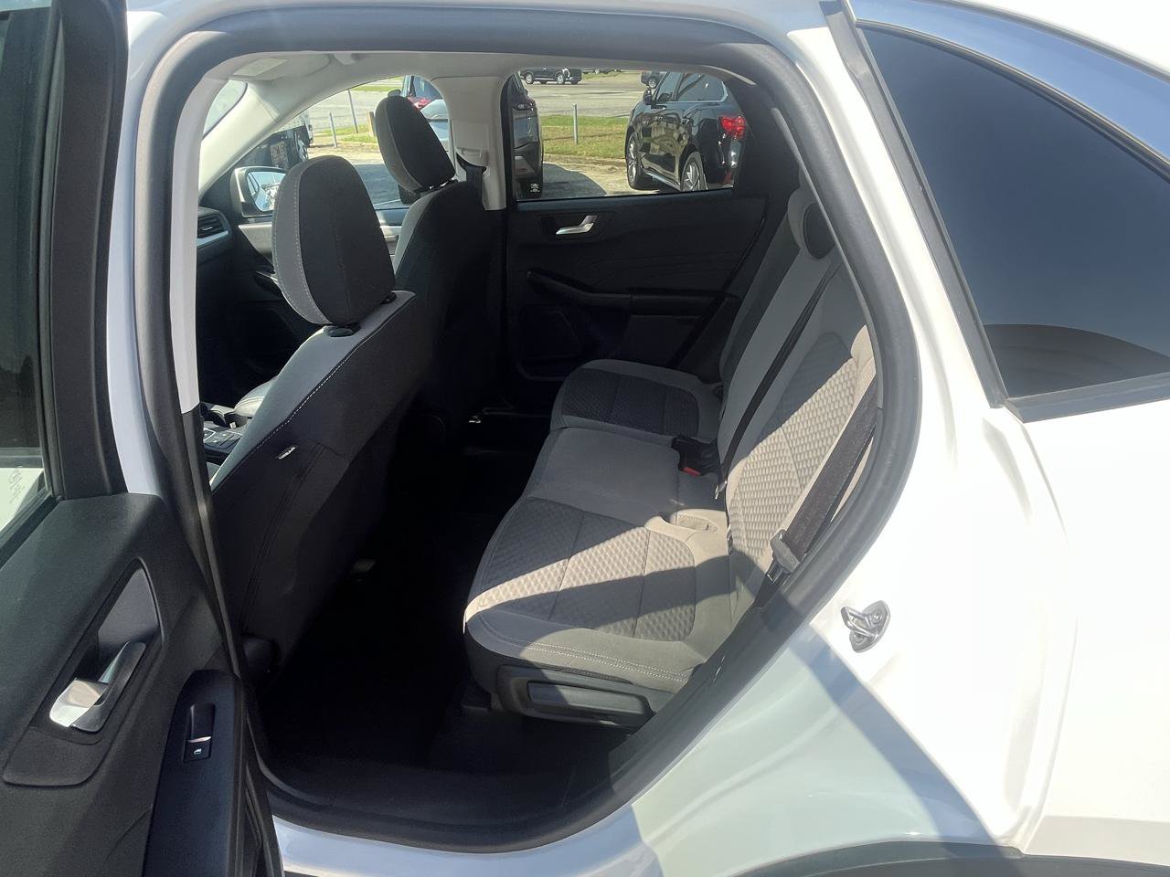 Used 2021 Ford Escape SE FWD image 41