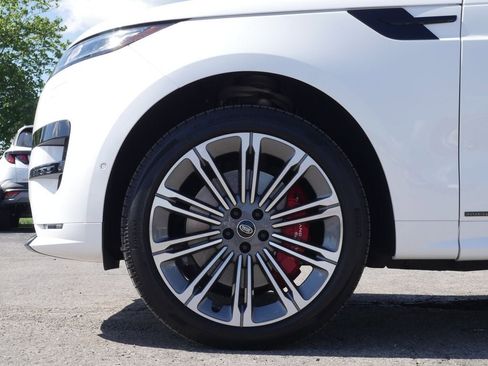 Used 2025 Land Rover Range Rover Sport Autobiography AWD/4WD image 7