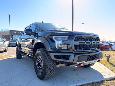 Used 2019 Ford F150 Raptor w/ Equipment Group 802A Luxury image 13
