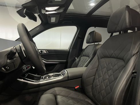 New 2026 BMW X5 xDrive40i w/ M Sport Package image 8