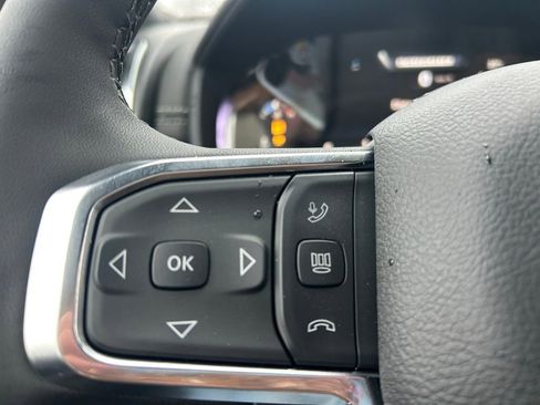 New 2026 RAM 3500 Laramie AWD/4WD image 17