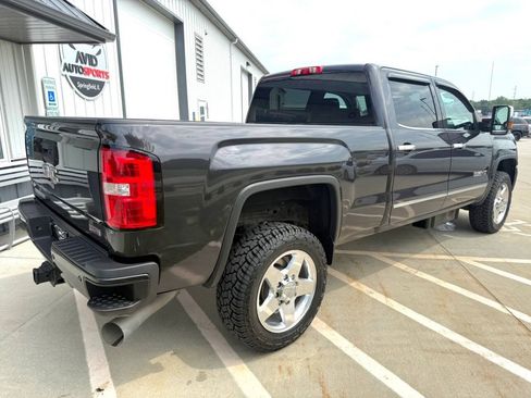 Used 2015 GMC Sierra 2500 SLT w/ Duramax Plus Package AWD/4WD image 8